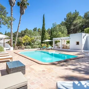 Vakantiehuis Casa Rosada - Gorgeous Family Finca Near Santa Gertrudis, Santa Gertrudis (Ibiza)